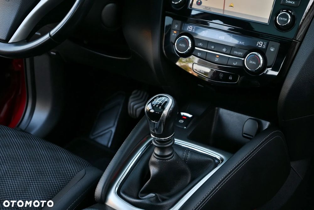 Nissan Qashqai 1.6 DCi Tekna+ - 25