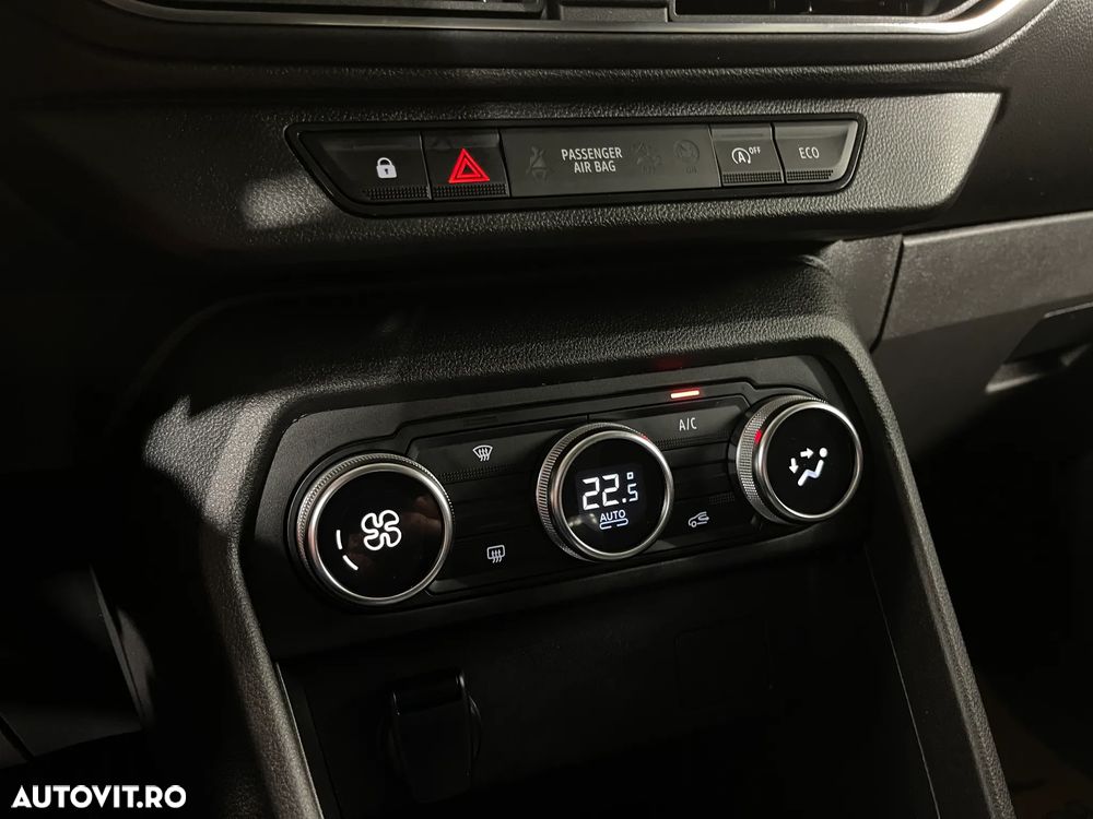 Dacia Sandero Stepway TCe 90 MT6 Comfort - 17