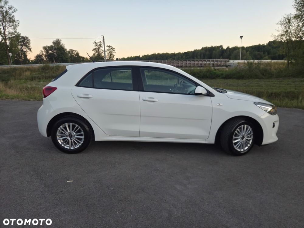 Kia Rio 1.2 Edition 7 - 4