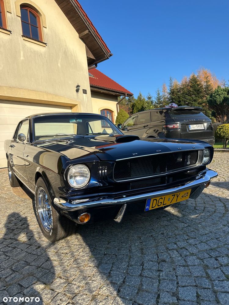 Ford Mustang - 5