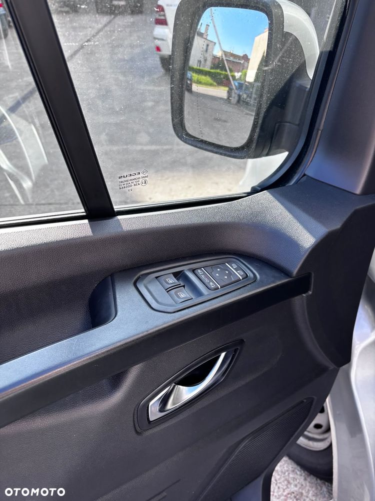 Renault Trafic - 11