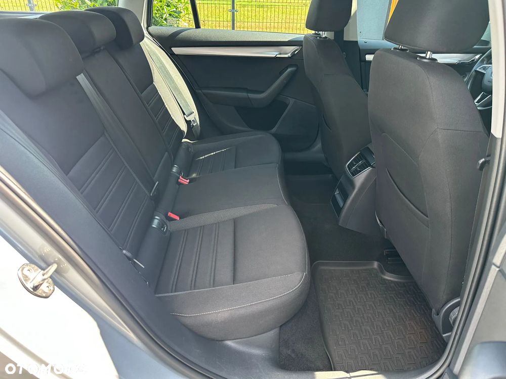 Skoda Octavia 2.0 TDI SCR Ambition - 17