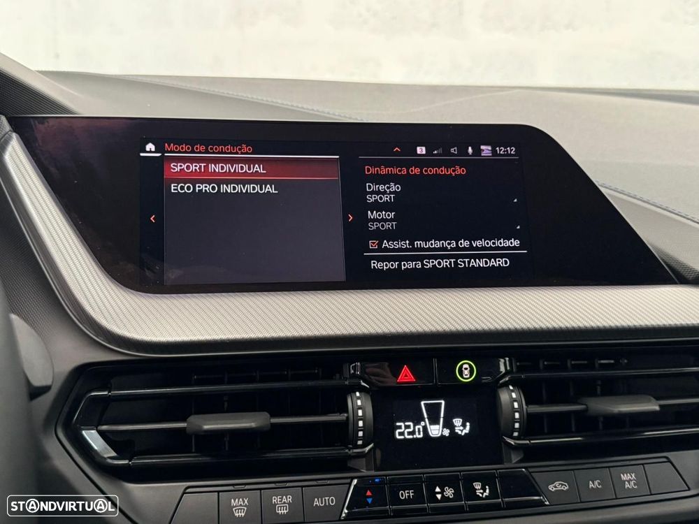 BMW 116 d Pack 50 anos M - 34