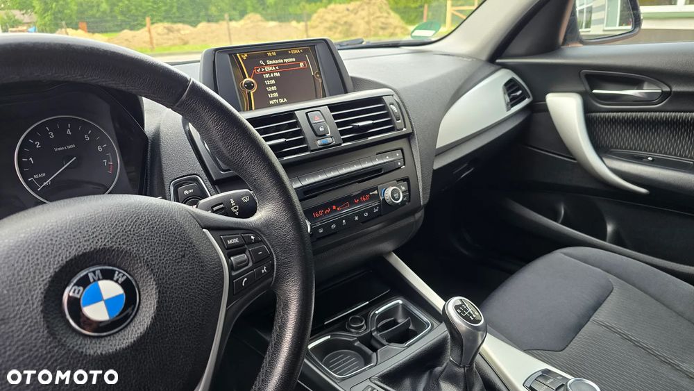 BMW Seria 1 116i Sport Line - 28