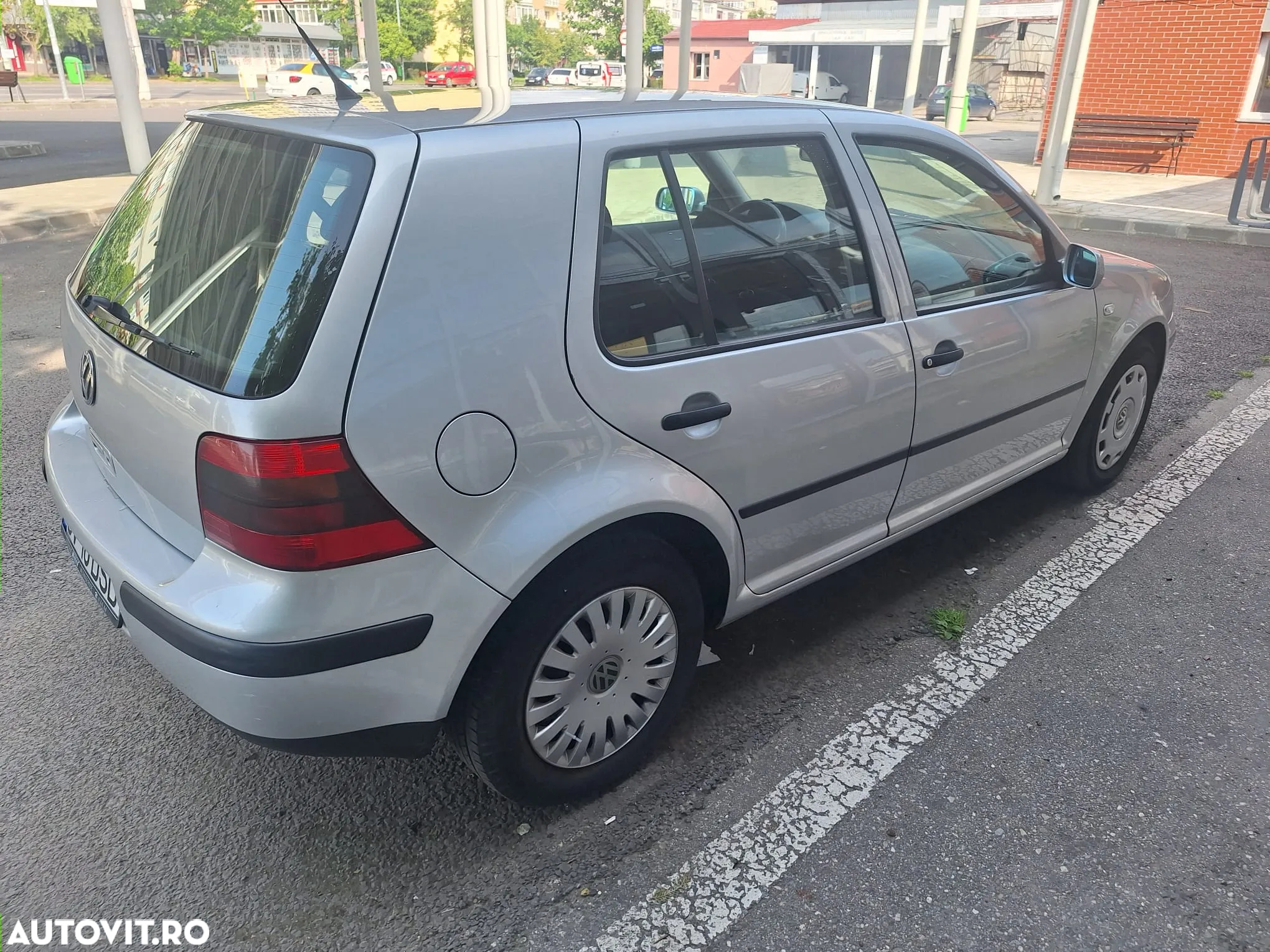 Volkswagen Golf 1.4 - 6