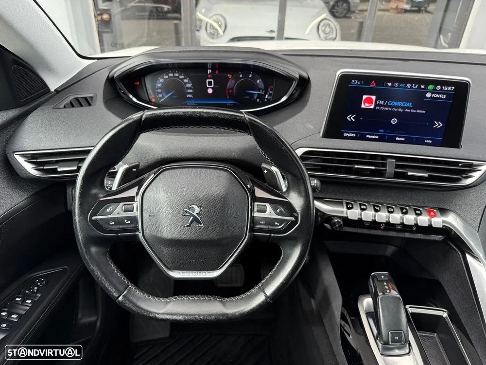 Peugeot 5008 1.5 BlueHDi Allure EAT8 - 22