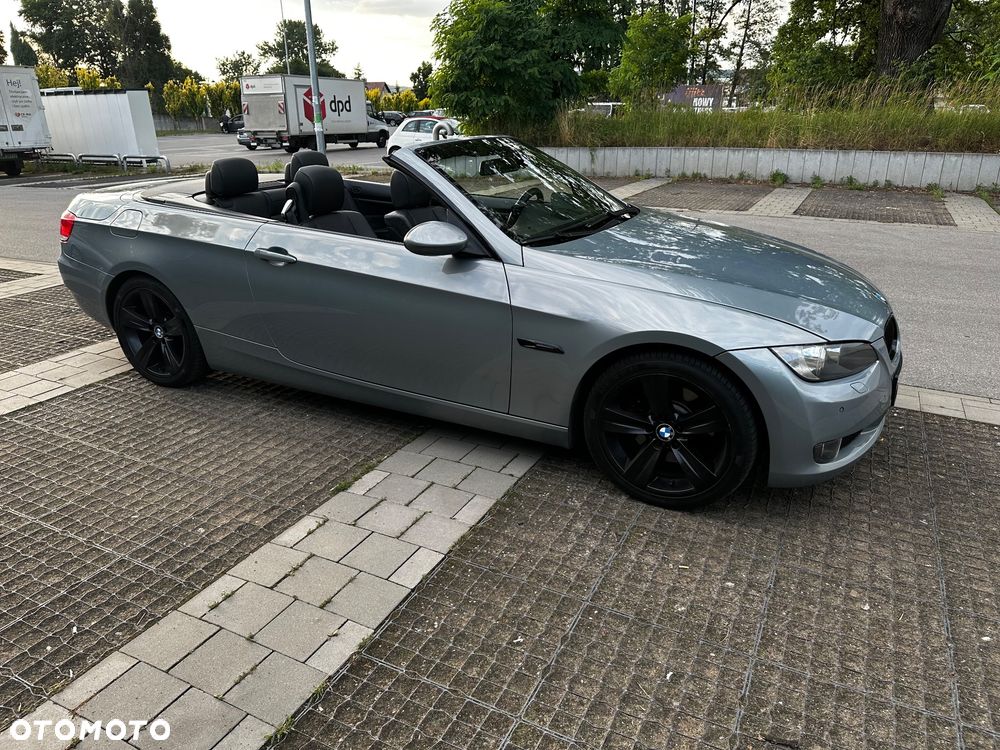 BMW Seria 3 325d - 1