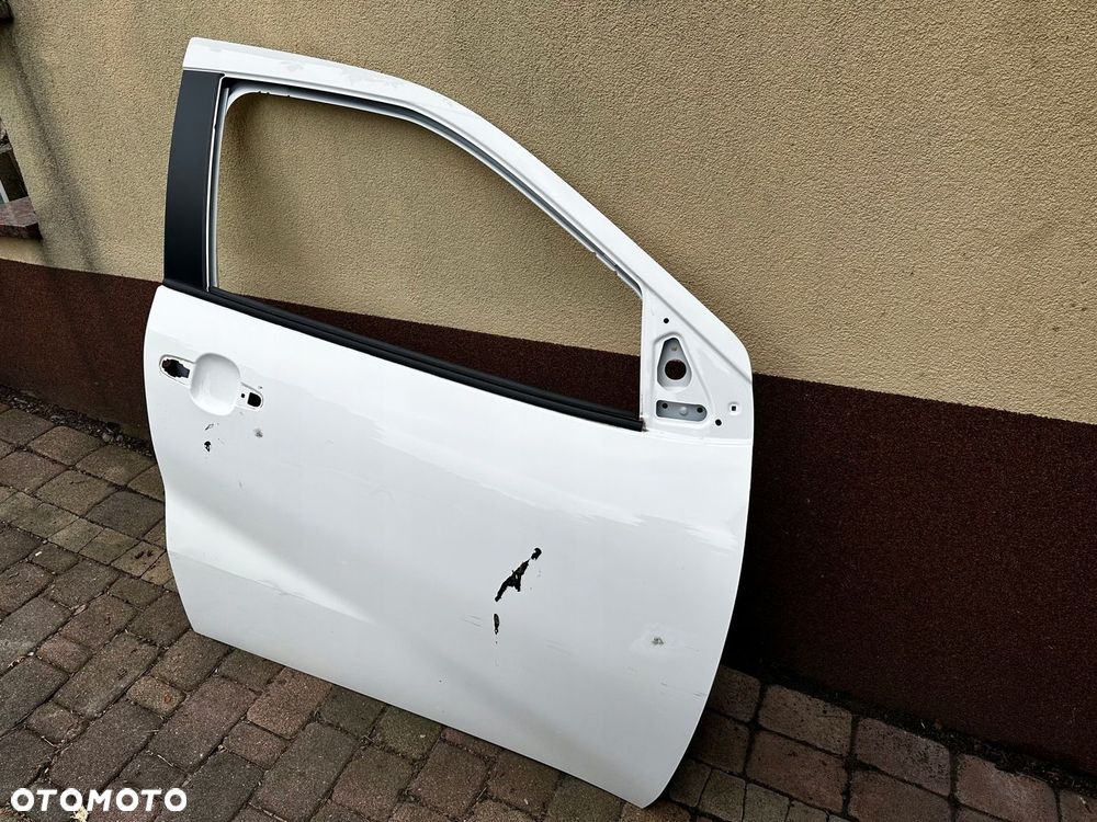 DRZWI PRAWY PRZÓD TOYOTA AYGO X - 2