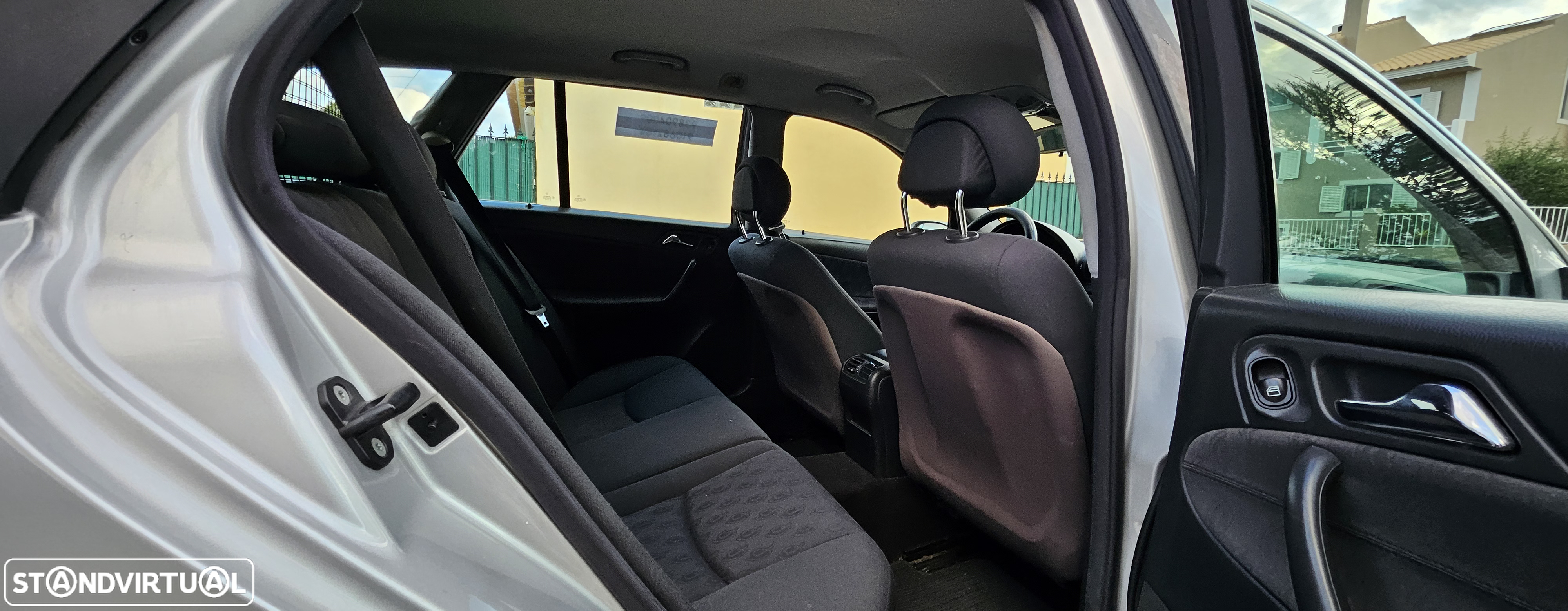 Mercedes-Benz C 220 - 19