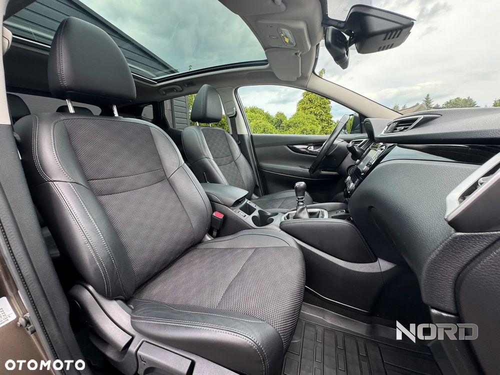 Nissan Qashqai 1.2 DIG-T Tekna EU6 - 15