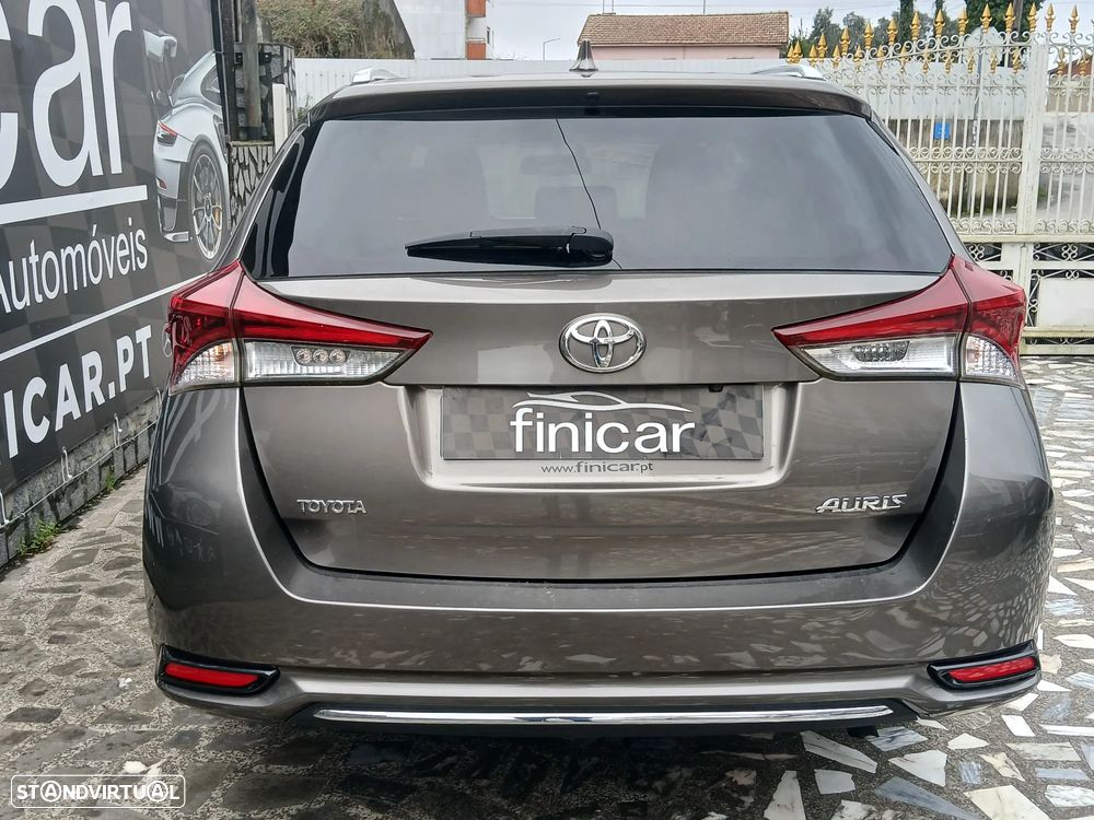Toyota Auris Touring Sports 1.4 D-4D Exclusive+Navi - 5