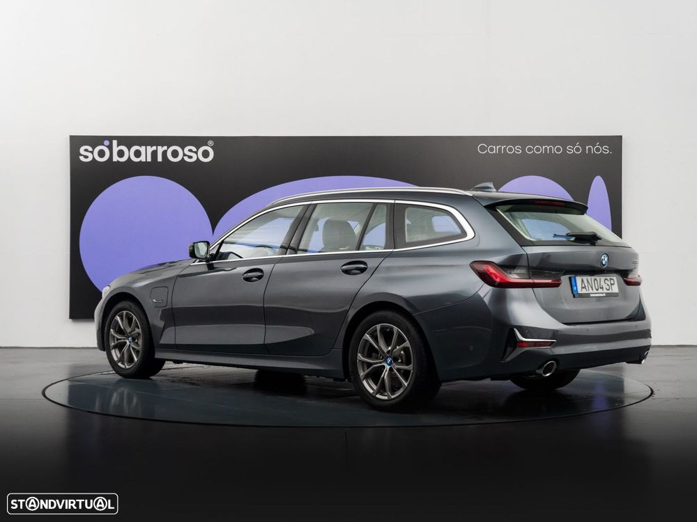 BMW 330 e Line Luxury Auto - 4