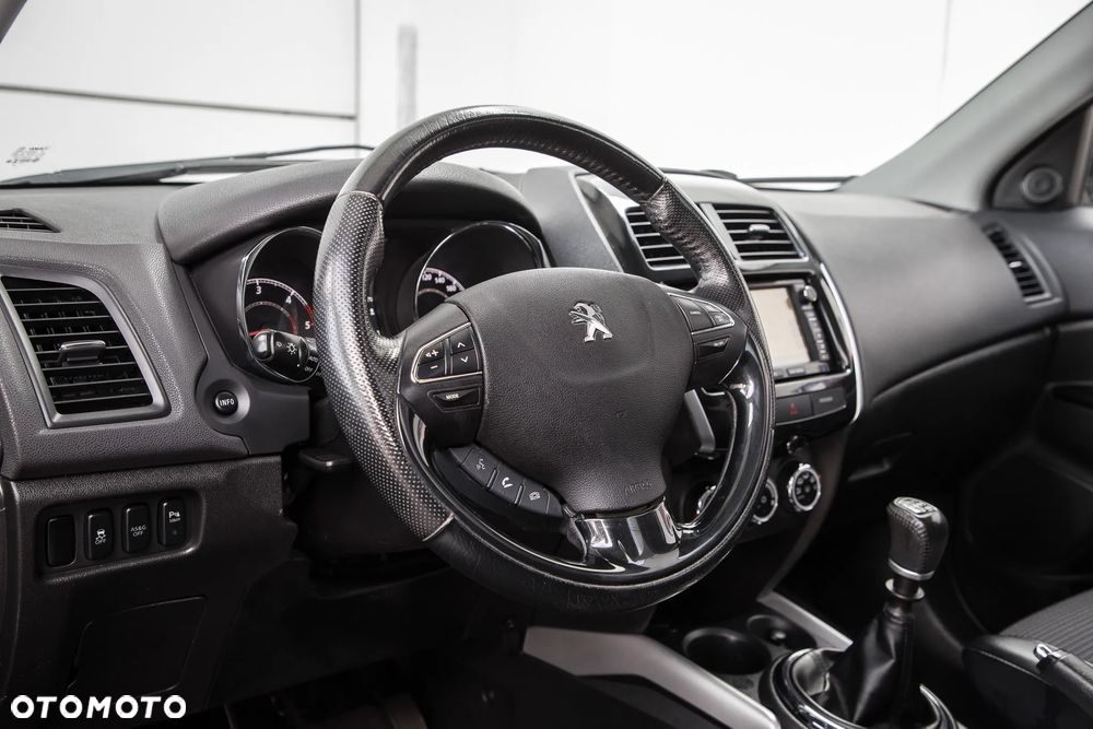 Peugeot 4008 - 12
