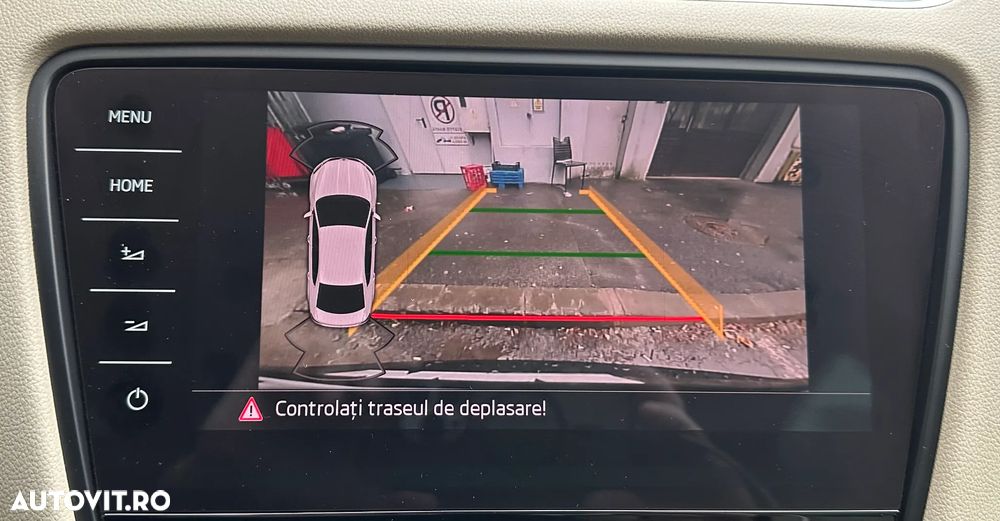 Skoda Octavia 1.6 TDI DSG Style - 20