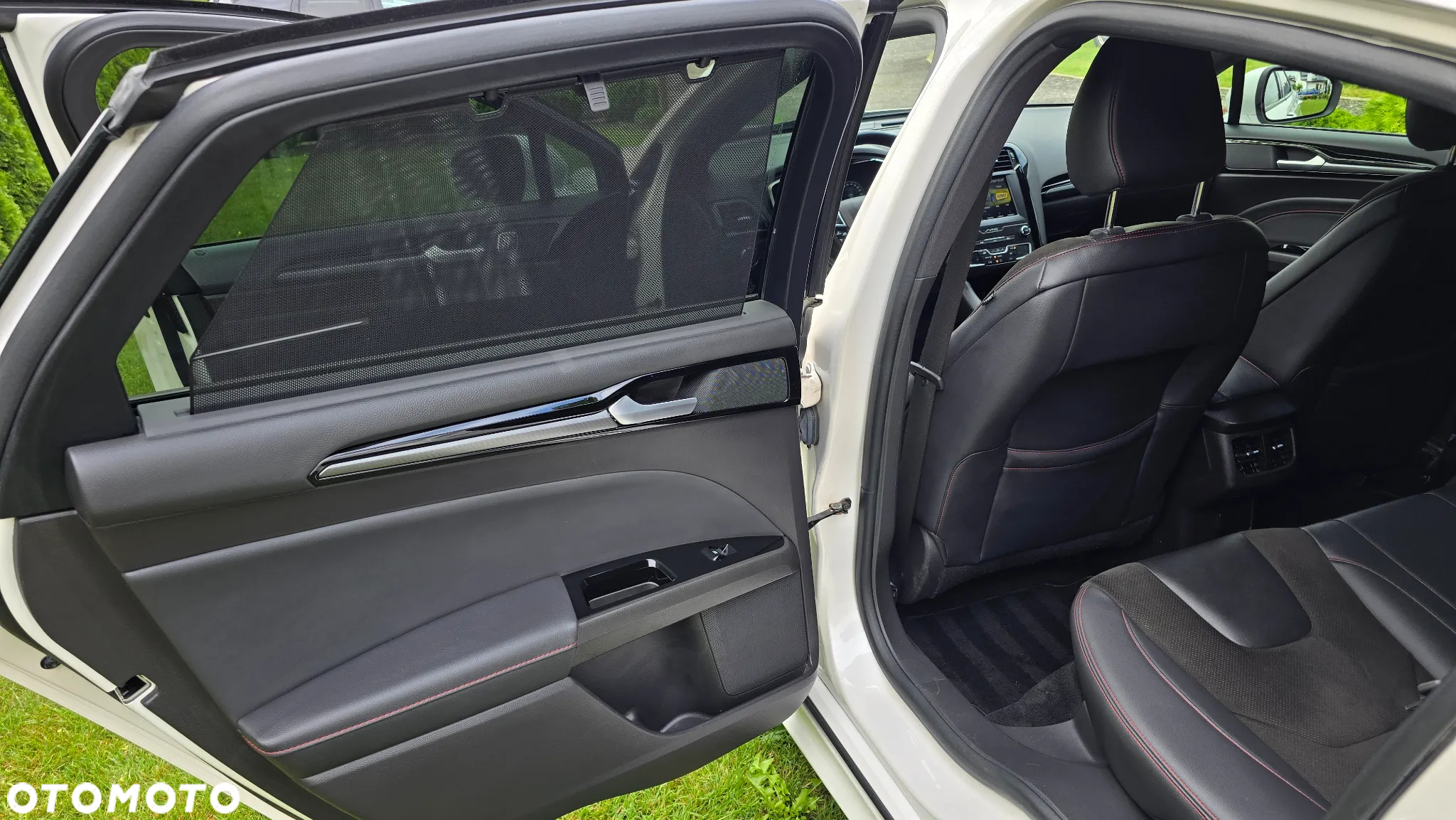 Ford Mondeo 2.0 EcoBlue ST-Line - 31