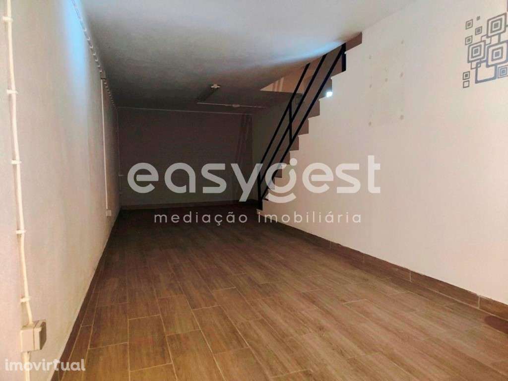 Espaço comercial localizado no centro da cidade de Beja - Grande imagem: 4/12