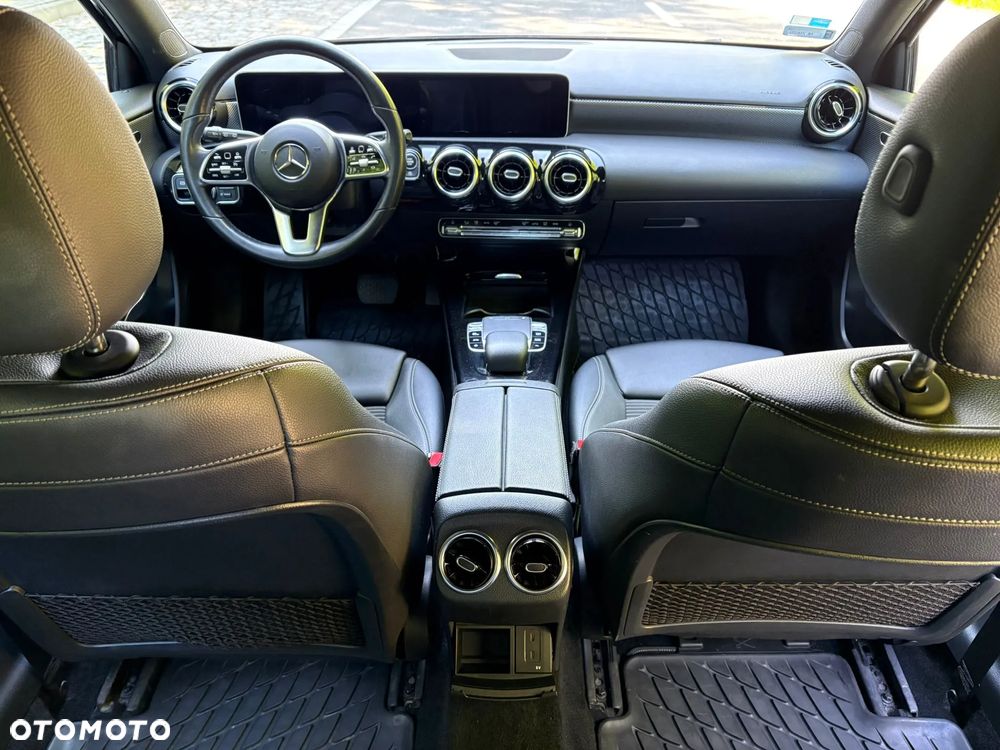 Mercedes-Benz Klasa A 200 Progressive 7G-DCT - 27
