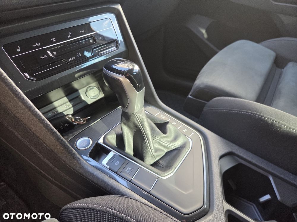 Volkswagen Tiguan - 21