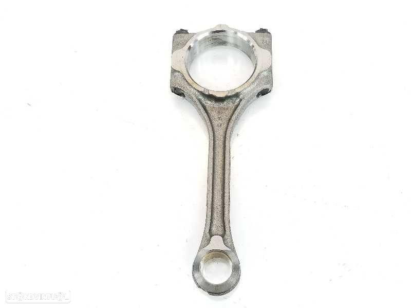 BIELA TOYOTA C-HR X10 - 1