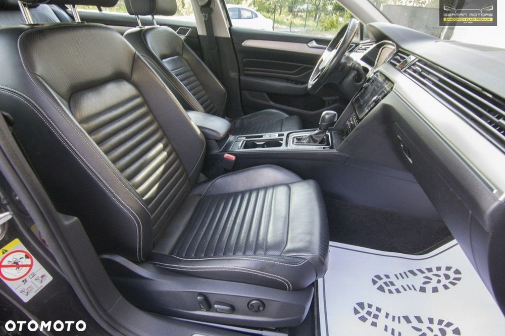 Volkswagen Passat - 28