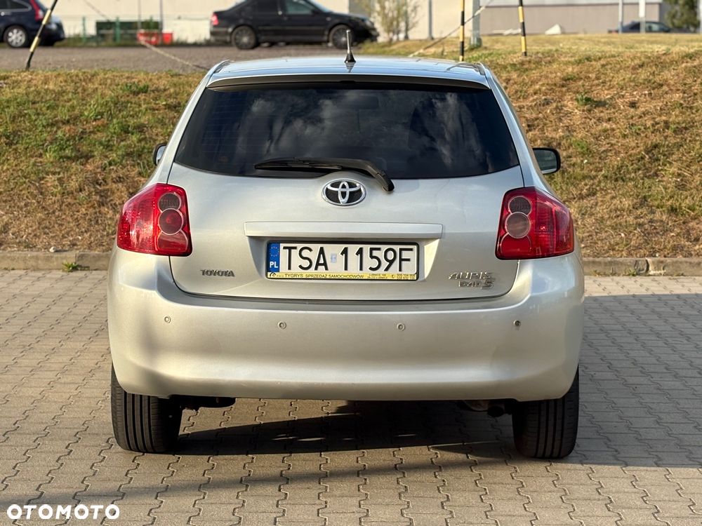 Toyota Auris 2.0 D-4D Prestige - 8