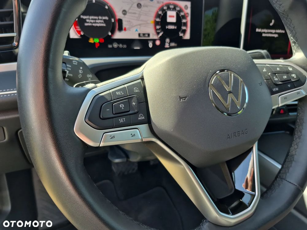 Volkswagen Passat - 16