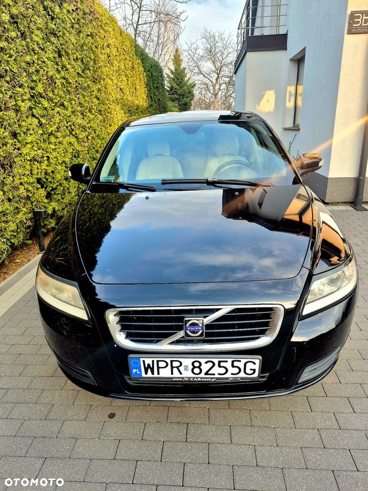 Volvo V50 - 2