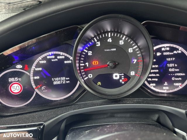 PORSCHE Panamera 2018 — imagine 16