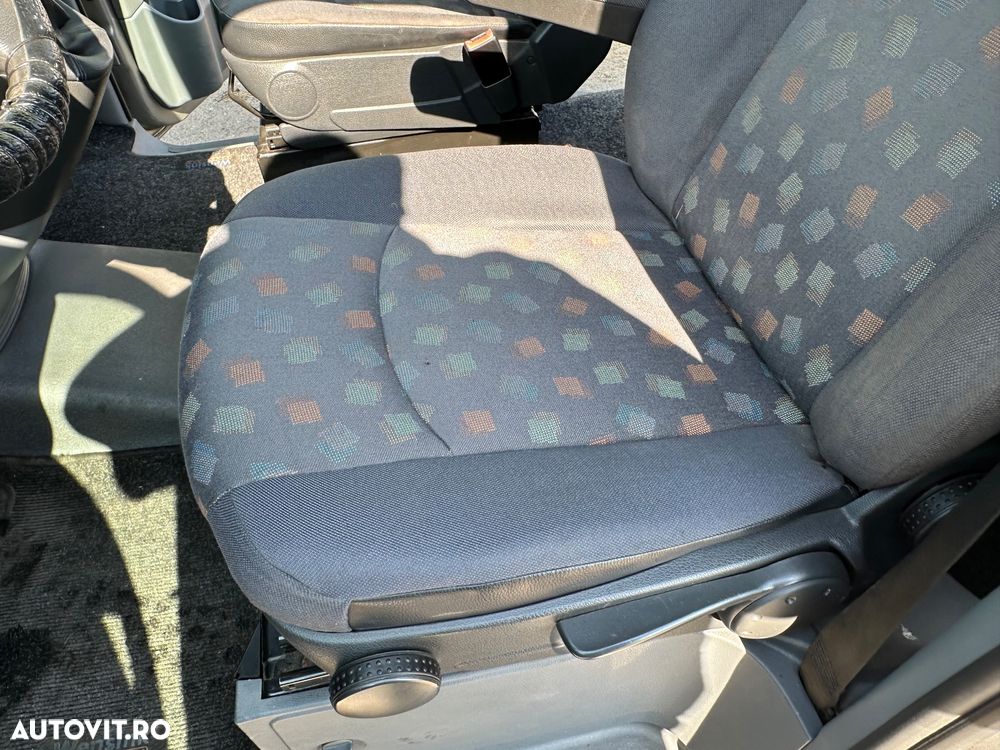 Mercedes-Benz Vito Mixt lung 2009 - 8