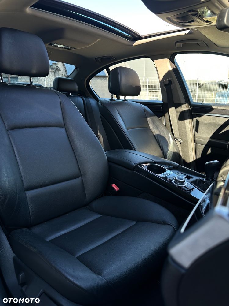 BMW Seria 5 520d Luxury Line - 20