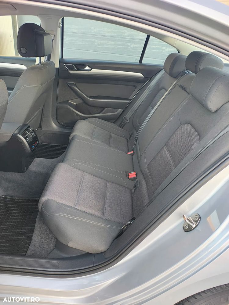 Volkswagen Passat 1.6 TDI (BlueMotion Technology) Comfortline - 22