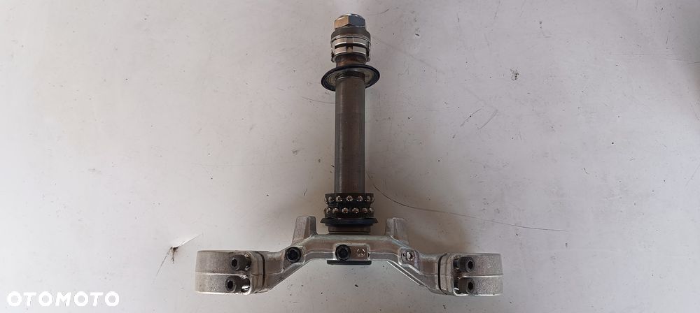 YAMAHA FZ1 PÓŁKA DOLNA NAKĘTKA SZTYCA 2006-2014 - 9