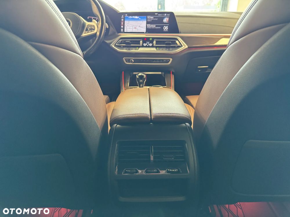 BMW X5 xDrive25d - 24