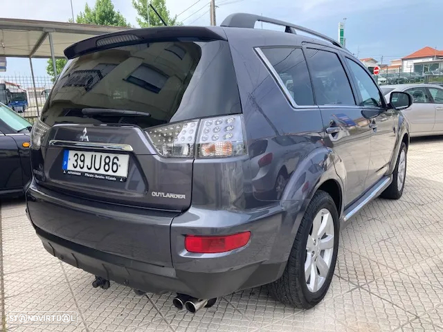 Mitsubishi Outlander 2.2 DI-D Intense - 34