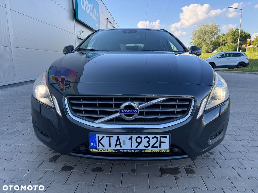 Volvo V60 D3 Momentum - 27
