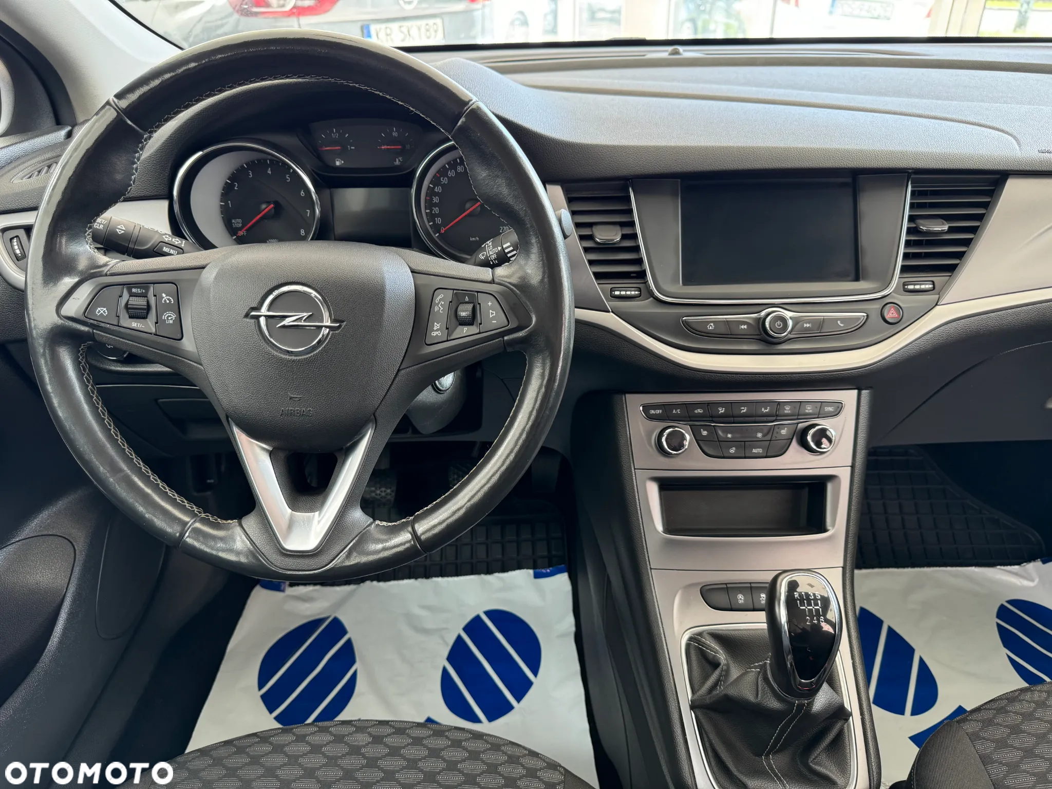 Opel Astra V 1.2 T Edition S&S - 26