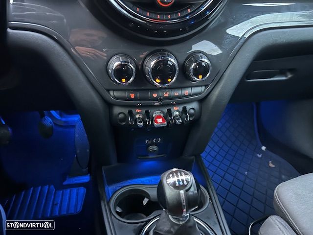 MINI Countryman Cooper D - 32