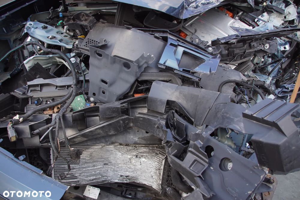 Auto na części - Dacia Bigster 1.8 Hybrid H5P260 DB1 TERRQ 2025R Silnik Skrzynia Drzwi Klapa Zderzak Błotnik Szyba Klamka Lampa Sterownik Moduł Czujnik Licznik Panel - 14