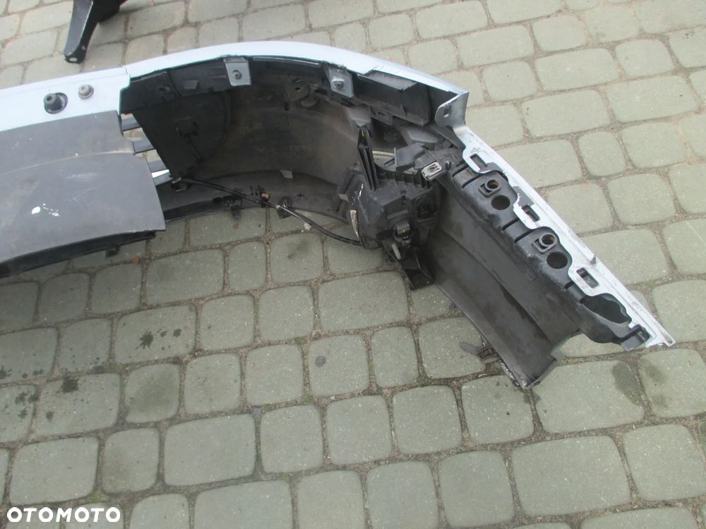 zderzak Peugeot 407 LYLC - 6