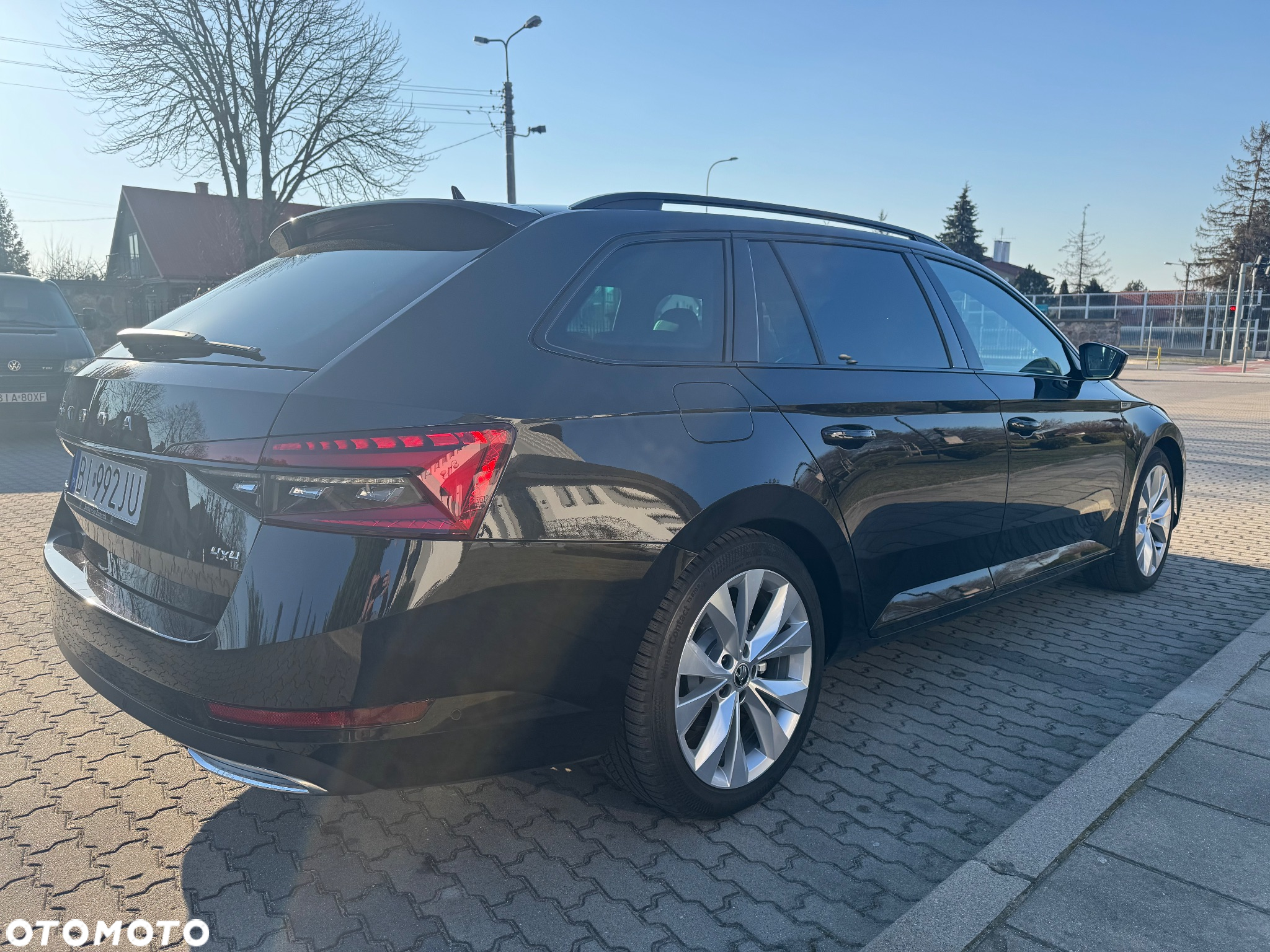 Skoda Superb 2.0 TDI SCR 4x4 Sportline DSG - 8