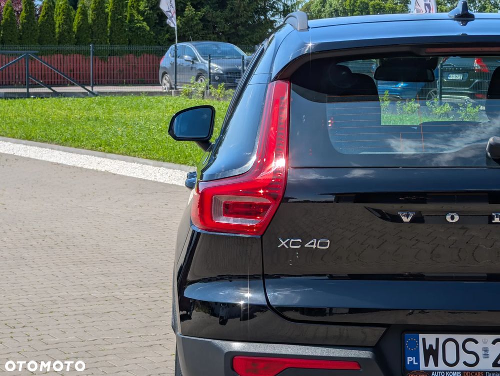 Volvo XC 40 T3 Momentum - 12