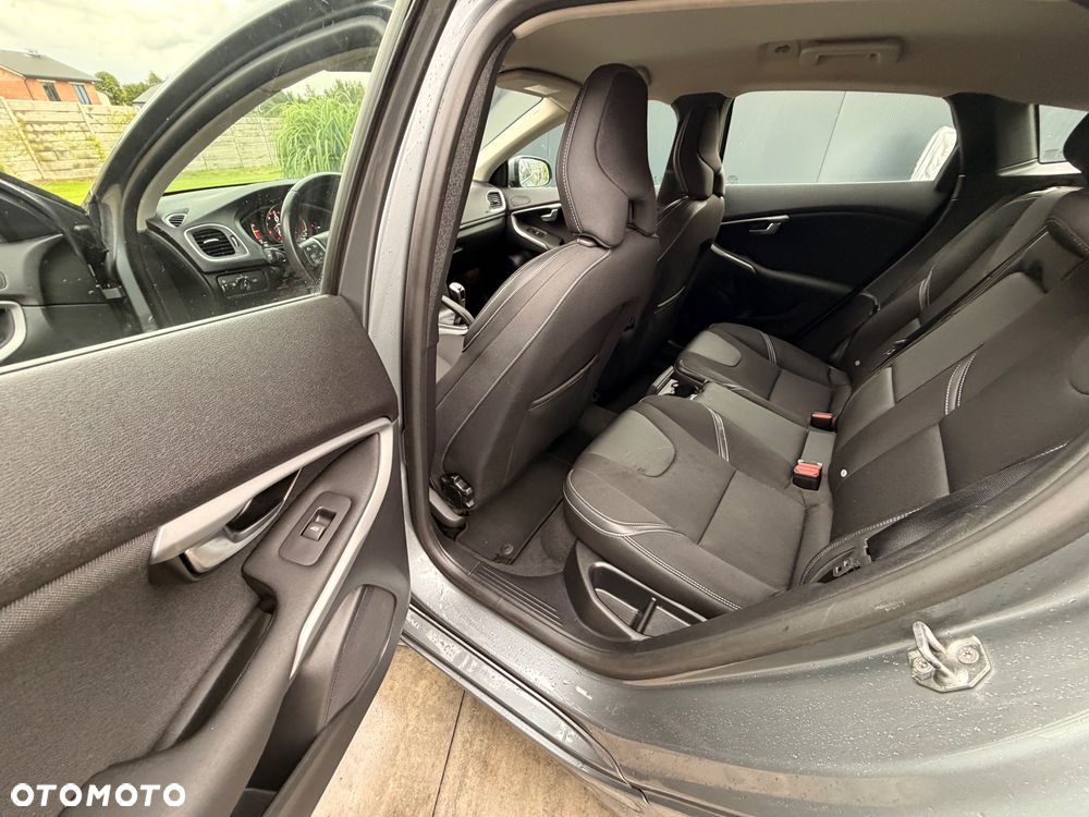 Volvo V40 - 34
