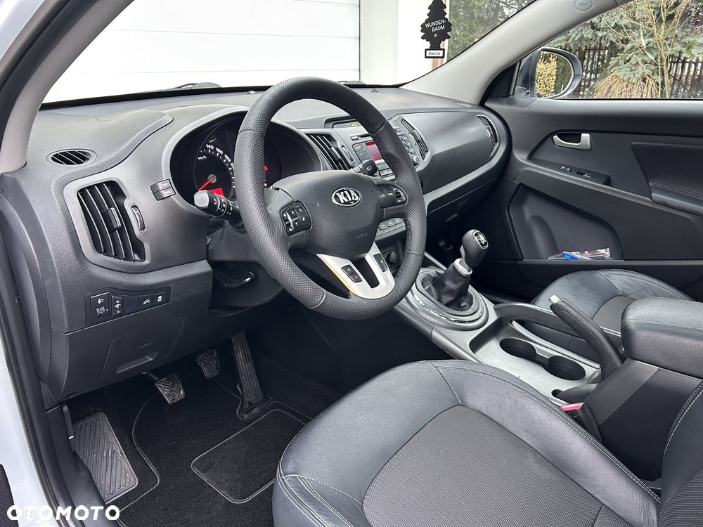 Kia Sportage 1.7 CRDI 2WD Attract - 12