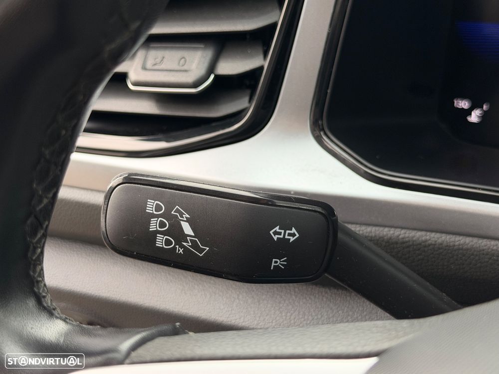 VW T-Roc 1.0 TSI Life - 34