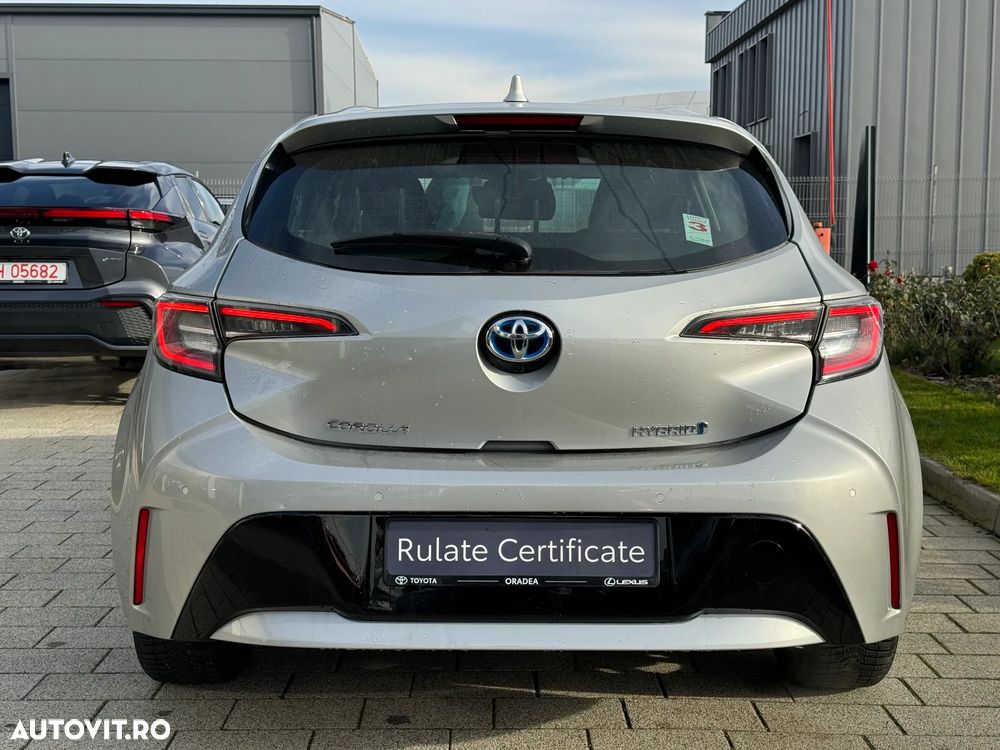 Toyota Corolla 1.8 HSD Dynamic - 6