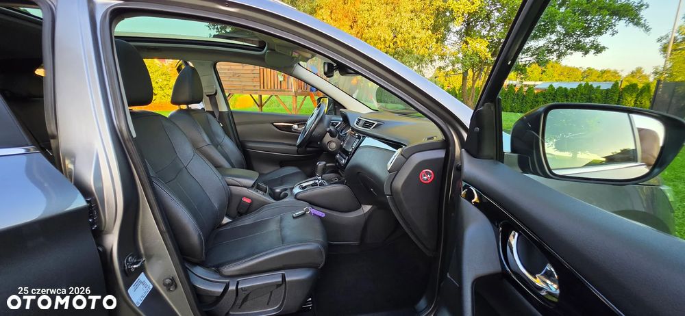 Nissan Qashqai 1.6 dCi Xtronic TEKNA+ - 21