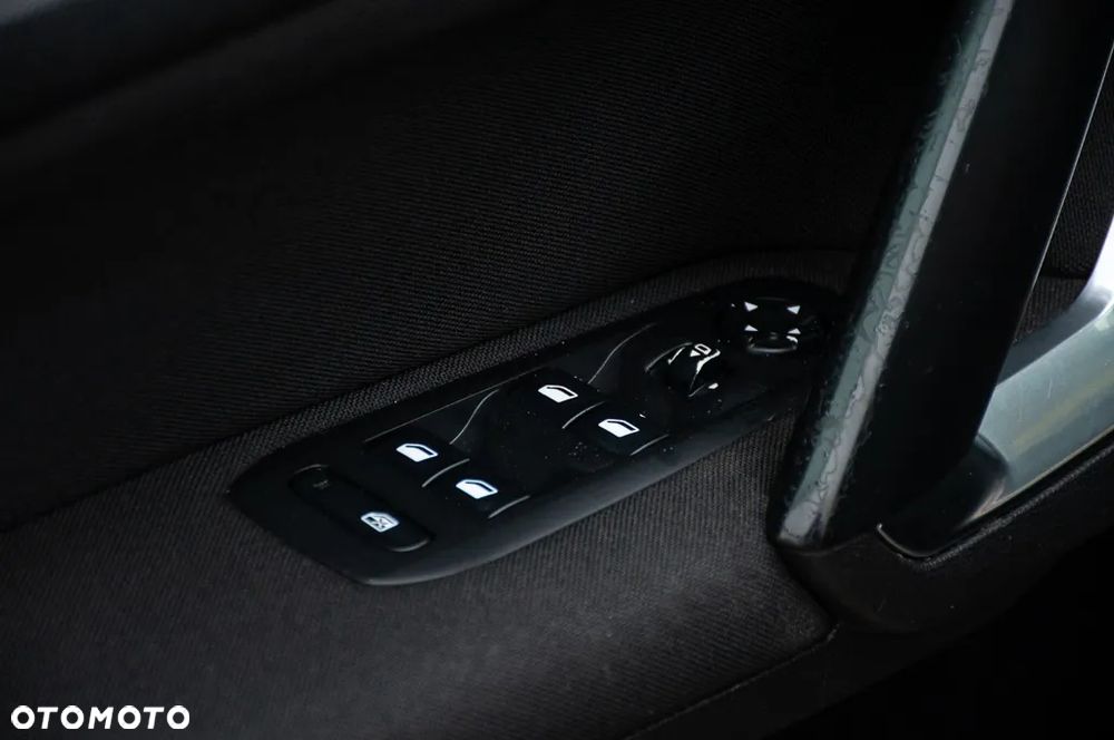 Peugeot 308 BlueHDi 150 Automatik Stop & Start Allure - 40