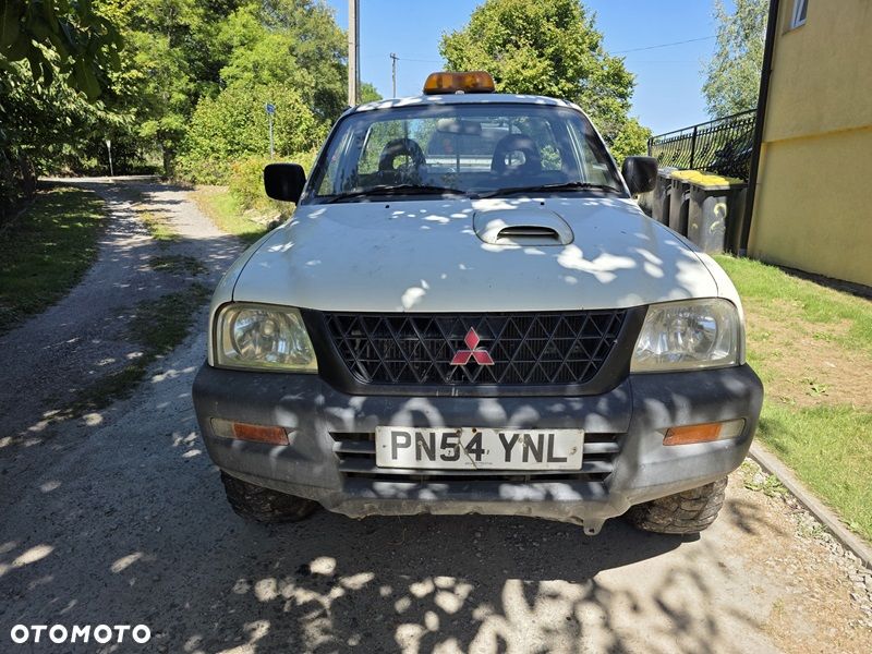 Mitsubishi L200 - 4