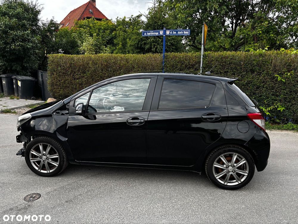 Toyota Yaris - 8