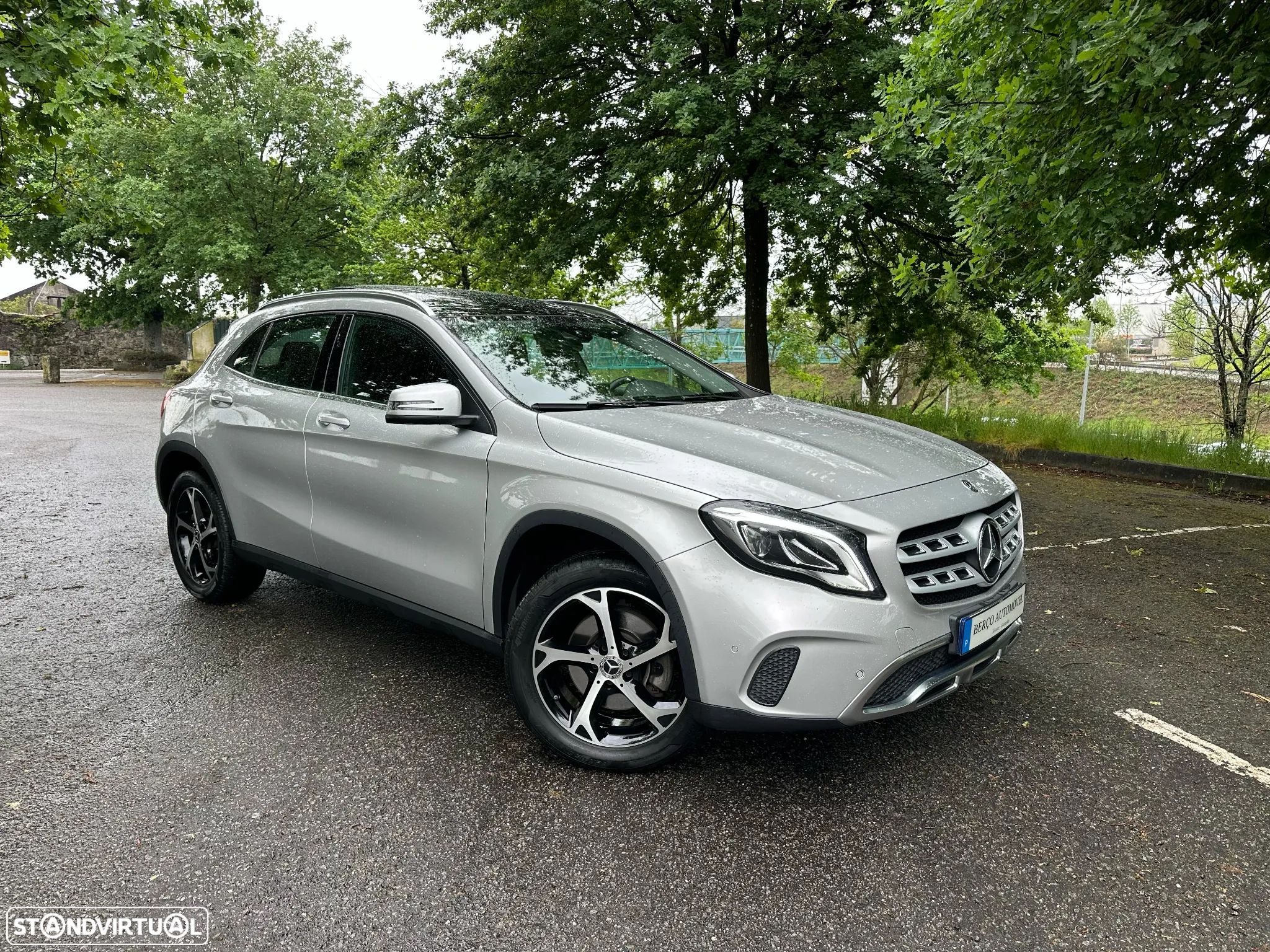 Mercedes-Benz GLA 220 4Matic 8G-DCT Special Edition - 1